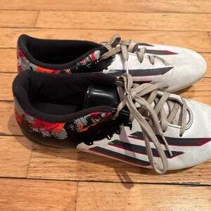 Adidas Messi 10.2 FG Pibe De Barr10 Soccer Cleats - B23768